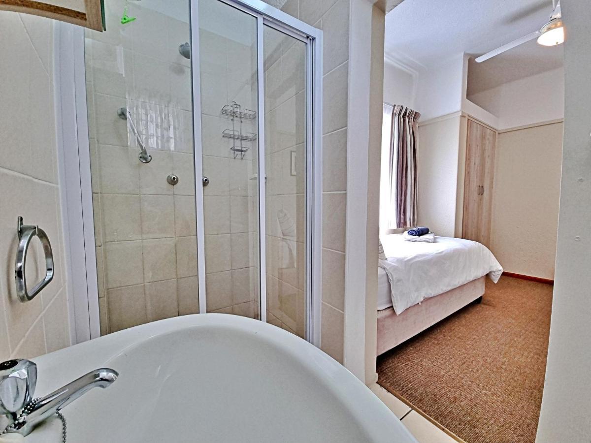 Fairway Holiday Accommodation Hermanus Kültér fotó